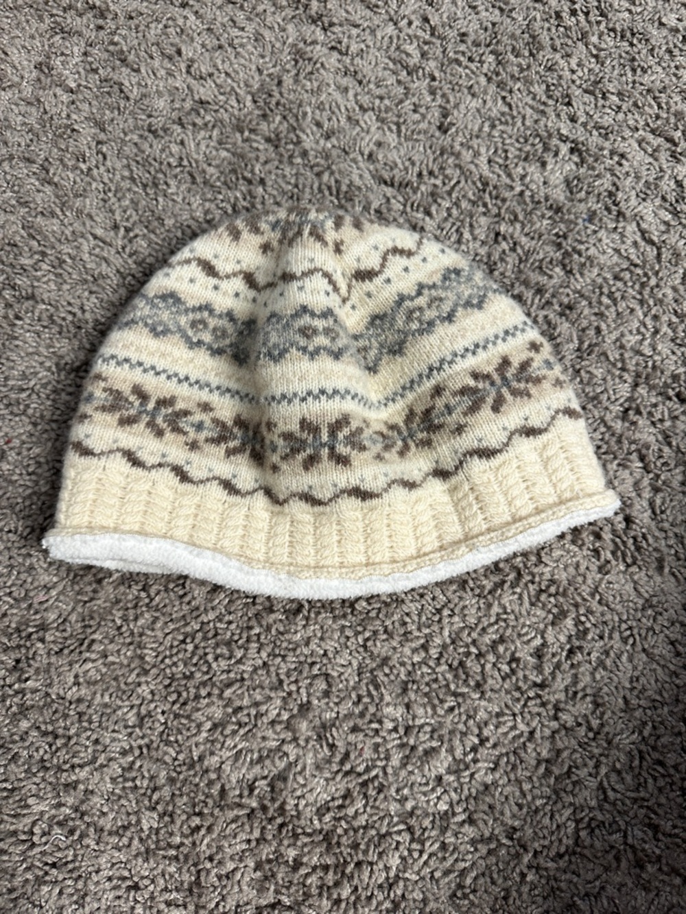L.L. Bean Cream Fair Isle Knit Beanie Gray and Brown Pattern Lambs wool blend